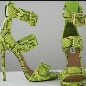 Steve madden snakeskin heels